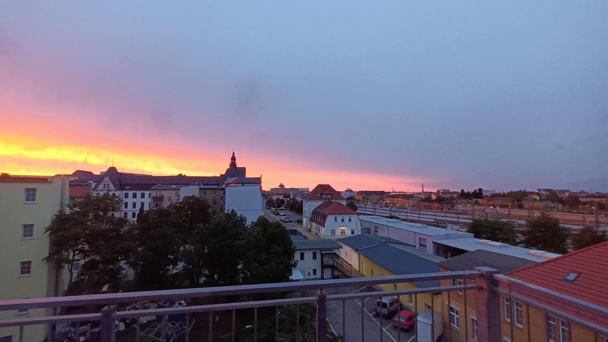 Ueber Den Daechern Von Halle Halle  외부 사진
